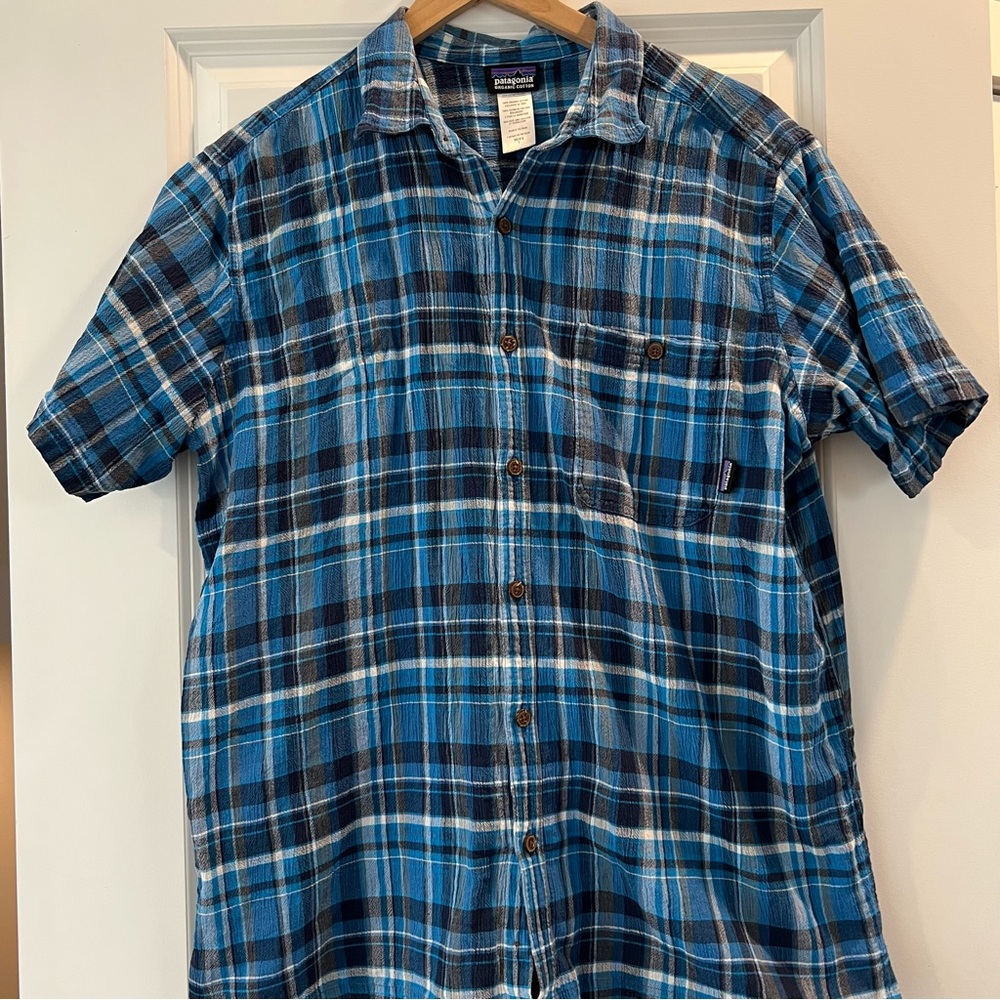 Men’s Patagonia Organic Cotton Plaid Button-Up Size Large